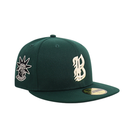 NEW ERA X BANE CAPITAL OLD ENGLISH B LOGO HAT - DARK GREEN / IVORY